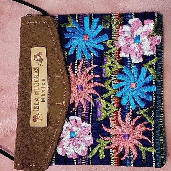 Embroidered Purse from Mexico - Picture 2 of 4
